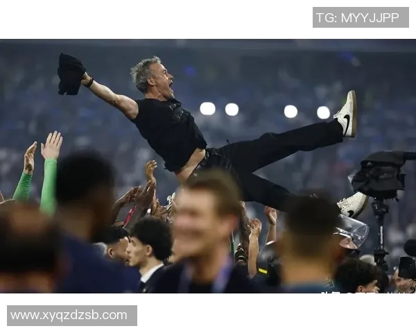 国王杯激战：那不勒斯逆转巴黎圣日耳曼红牌事件引发全场热议